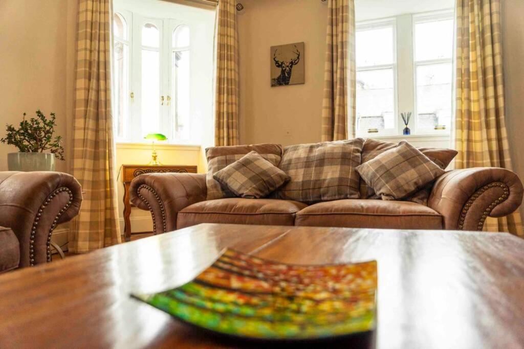 Spacious City Centre Apartment Full Of Character Inverness Exterior foto